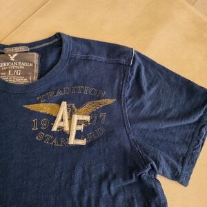 American Eagle Vintage Fit Y2K Distressed Graphic Tee - Large